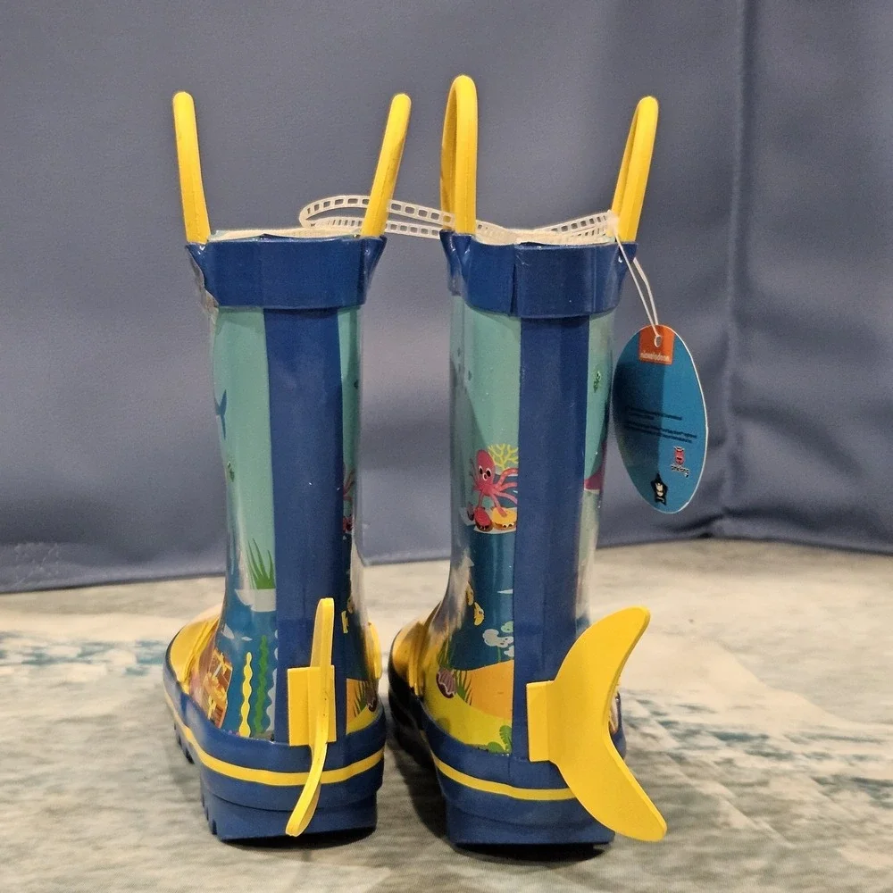 Pinkfong Baby‎ Shark Toddler Rain Boots Size 5/6 Kids Waterproof NWT